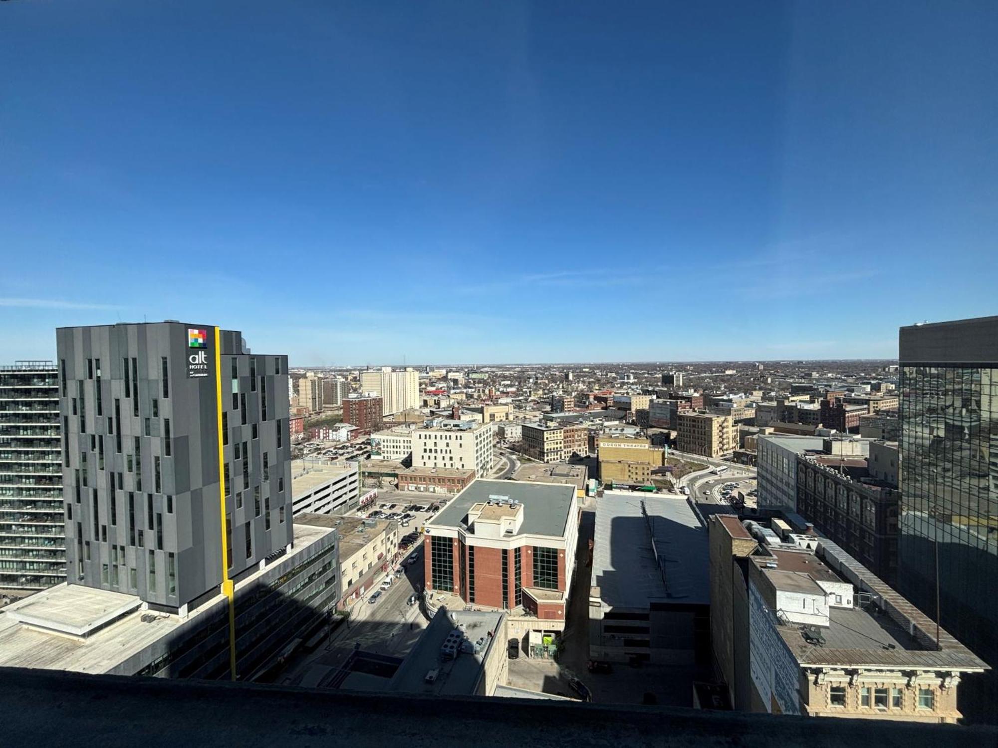 Radisson Hotel Winnipeg Downtown Екстериор снимка